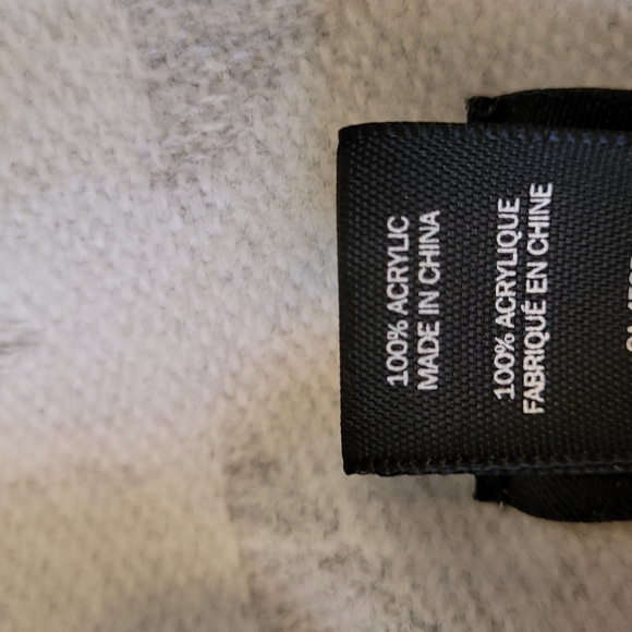 Indigo Blanket Scarf - Picture 8 of 8